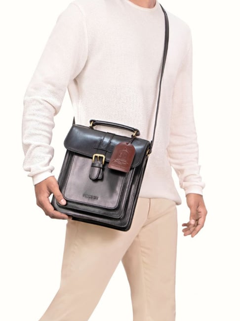 Hidesign EI Sustain 04 Black Leather Solid Cross Body Bag