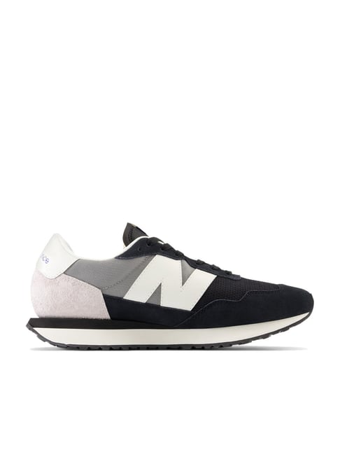 New Balance Men's Black Casual Sneakers-picture-25