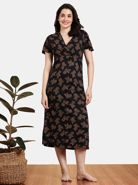 Zivame - Drift into dreamland in our gorgeous nightwear collections✨  Explore numerous styles, relaxed fits and adorable prints, in inclusive  sizes from S to 4XL. Shop here: https://rebrand.ly/CurvyNightwear  #marketplace #newlaunch #multibrand #zivame |