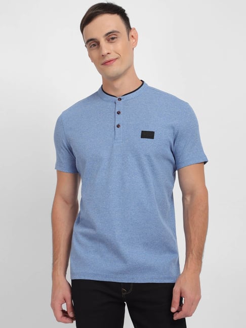 Must-have hotsell henley t-shirt