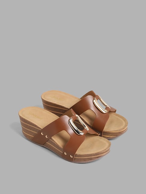 Heels & Sandals :: Fancy Wedge Heels Ladies :: Casual Heel Sandals For Girls