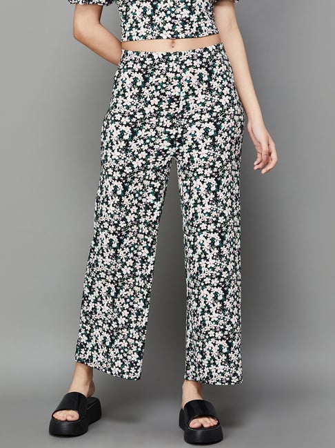 Ginger by Lifestyle Black Floral Print Mid Rise Flared Pants