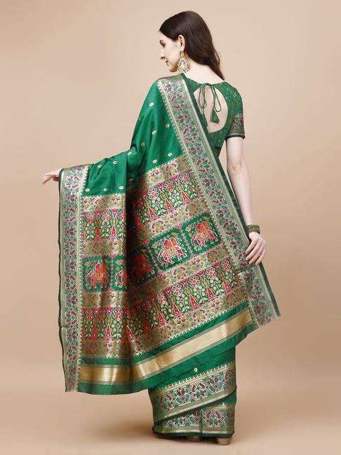 JUST FASHION Green Silk Woven Saree With Unstitched Blouse