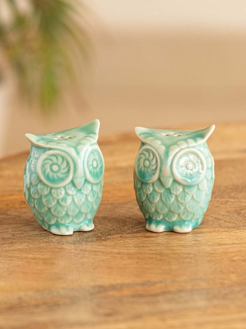 ExclusiveLane Sea Green Ceramic Handcrafted Salt & Pepper Shakers (0.16 L) - Set of 2