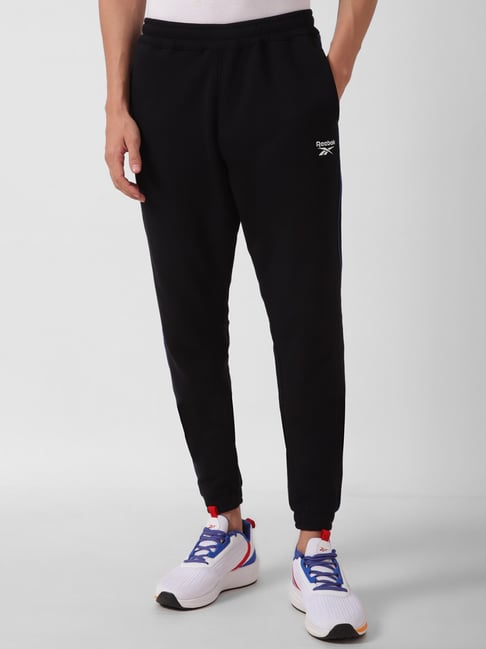 Reebok Training Black Regular Fit Sports Joggers-picture-22