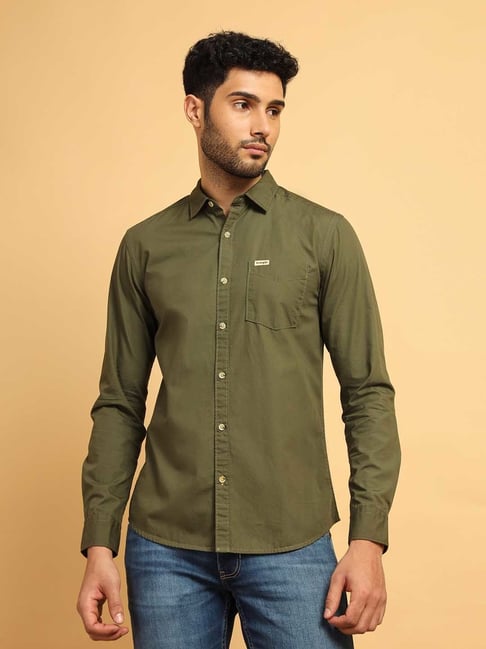 Wrangler olive green store shirt