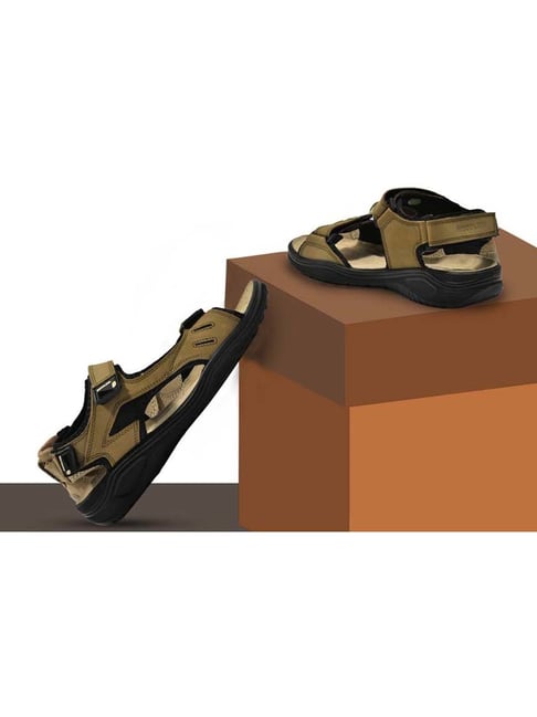 Buy CAMEL CROWN Men's Hiking Sandals Waterproof Closed Toe Summer Sandals  Anti-Slip Water Sandals Athletic Sport Sandals for Water Beach Outdoor Boat  Fishing Black 11 Online at Lowest Price Ever in India |
