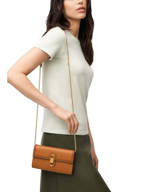 Fossil Maya Small Leather Hobo Bag | Leather hobo handbags, Leather hobo bag,  Leather hobo