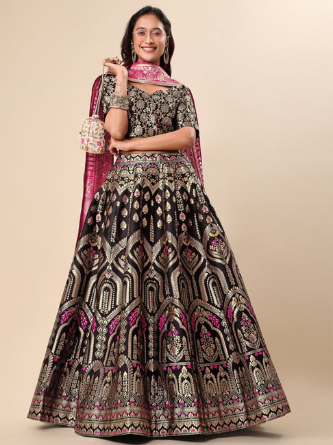 6Y COLLECTIVE Black & Gold-Toned Semi-stitched Lehenga -unstitched  blouse-stitched dupatta - Absolutely Desi