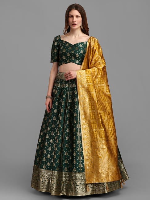 Parrot Green Lehenga With Heavy Embroidery – Zari Banaras