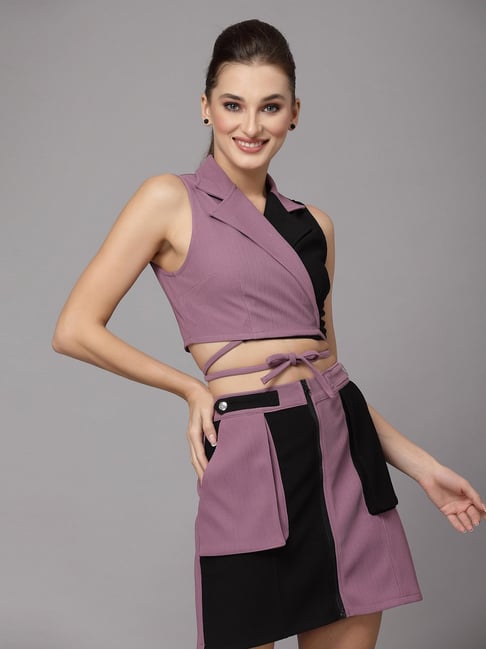 Buy KASSUALLY Mauve Black Color-Block Cropped Blazer for Women