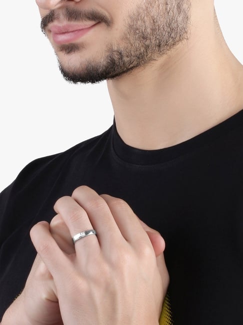 Peora Silver-Plated Solitaire Couple Rings