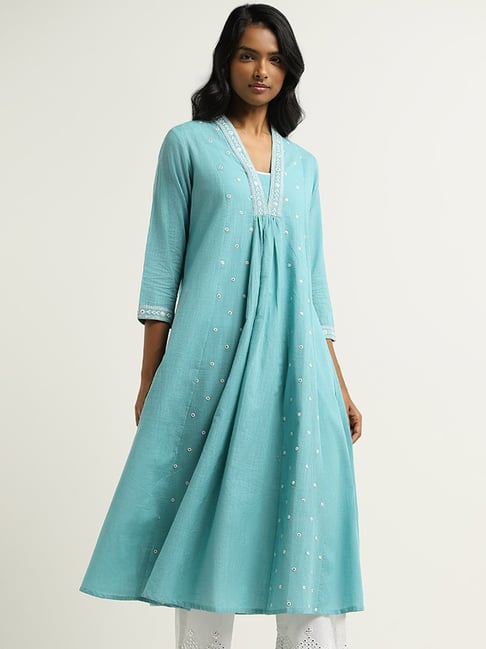 Women Ethnic Wear Kurtis: Buy Kurtis Online for Women - Westside | Women of  india, T shirts for women, Westside kurti