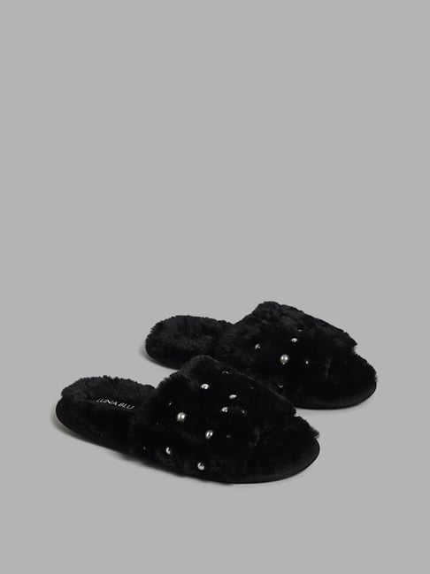 Cheap black best sale fur slides