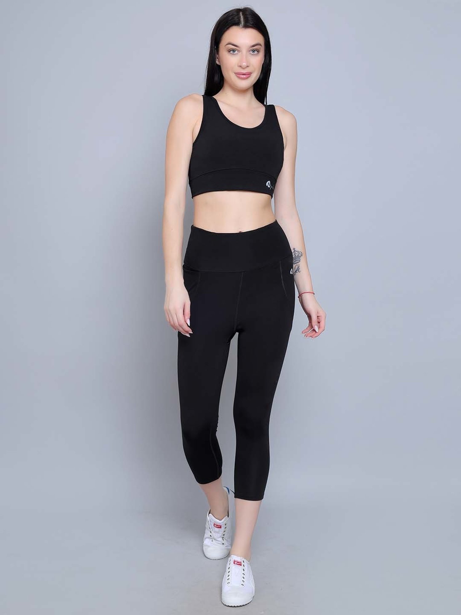 Buy N-Gal Black Logo Print Sports Bra With Tights Set for Women Online @  Tata CLiQ