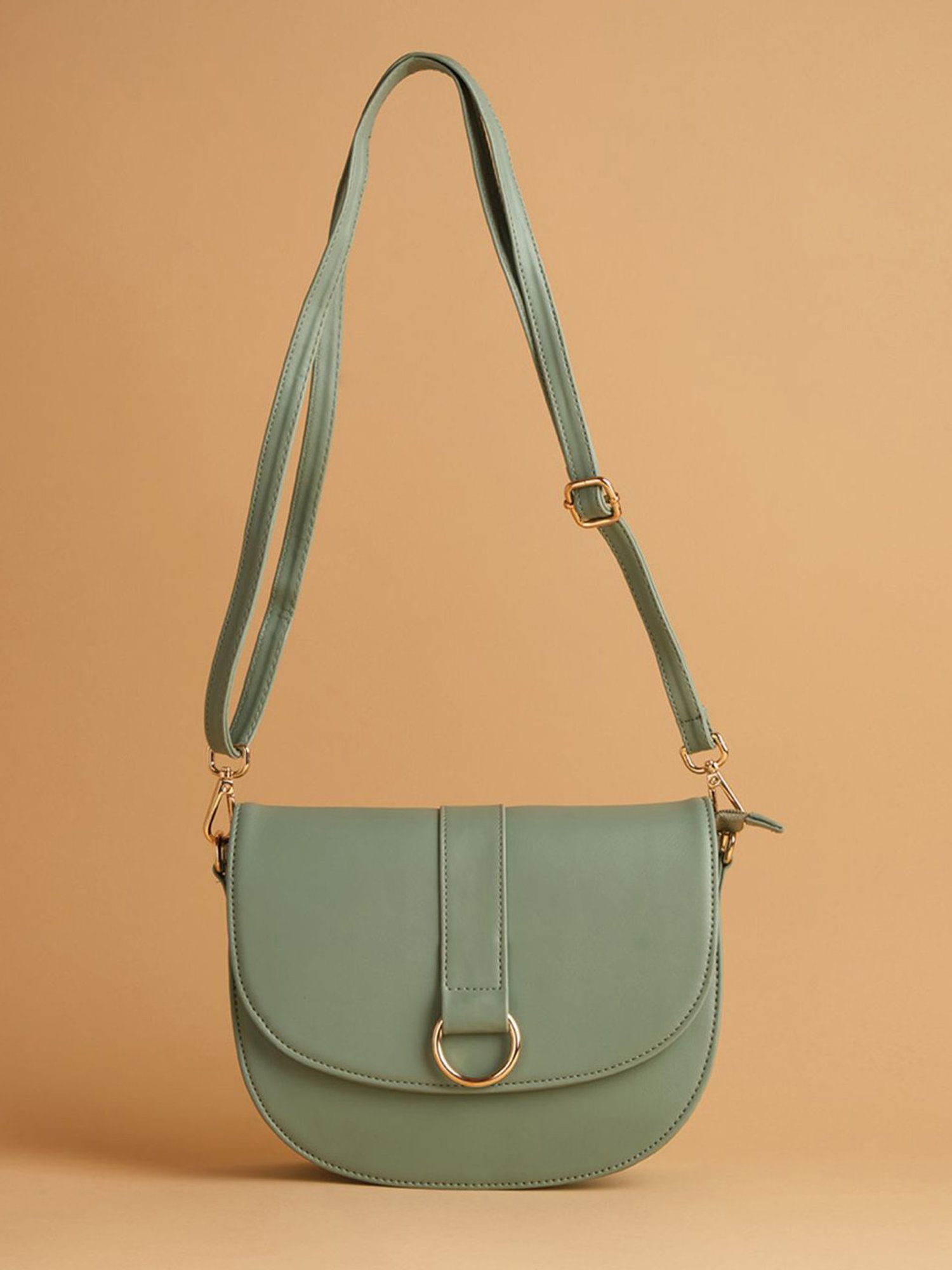 eridani sling bag