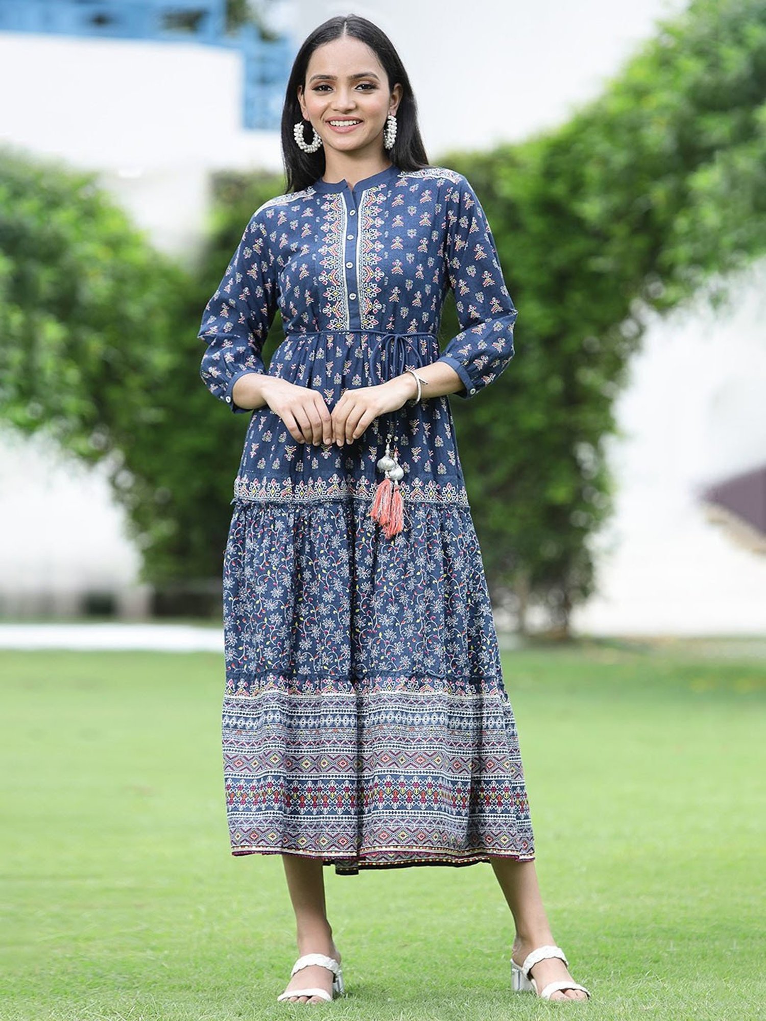 MP000000021477894_1348Wx2000H_