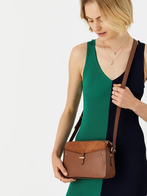 Cross body Fanny Pack in distressed leather, Brown, Large | Laroll Bags