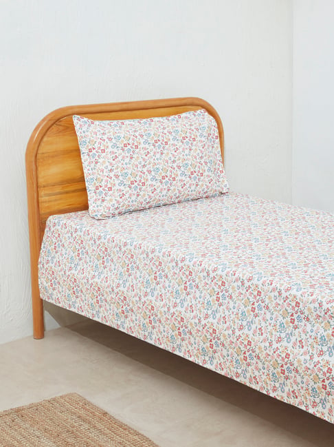 Westside Home Multicolor Floral Single Flat Bedsheet & Pillowcase Set-image-37