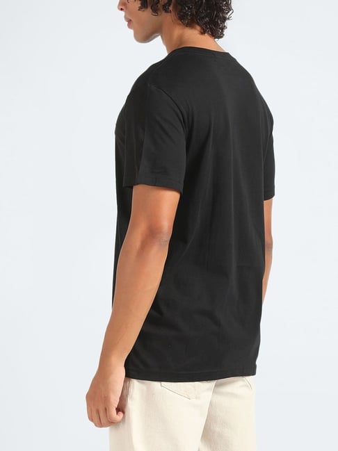 Buy Calvin Klein Jeans Black Cotton Regular Fit T-Shirt for Mens Online @  Tata CLiQ