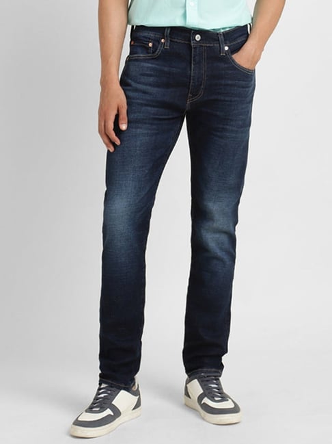 550 LEVIS MEN straight leg jeans | Straight leg jeans, Levi, Straight leg