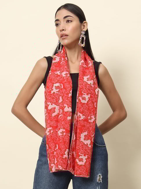 Trend Arrest Red Floral Print Scarf