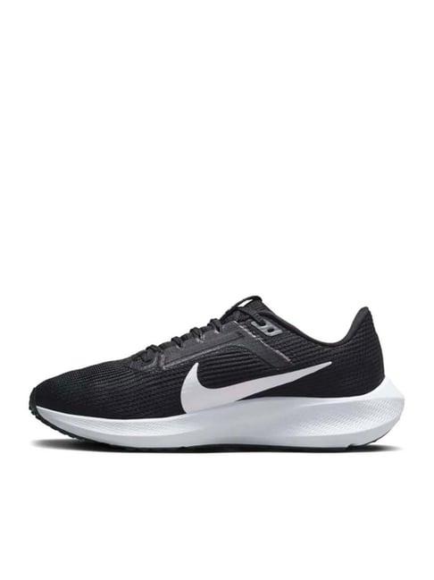 Nike Women's AIR ZOOM PEGASUS 40 Black Running Shoes