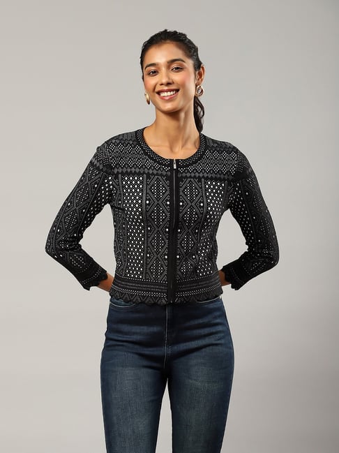 Label Ritu Kumar Black & White Printed Jacket-picture-32