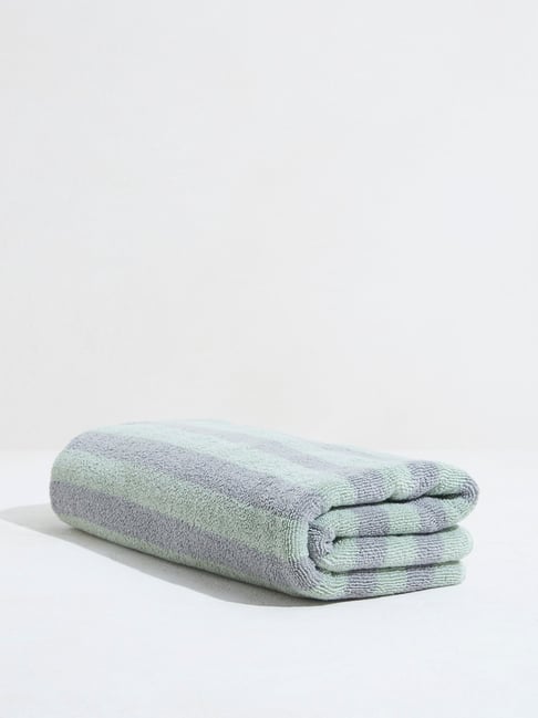 Buy Westside Home Aqua Self-Striped Small 550GSM Face Towels Pack