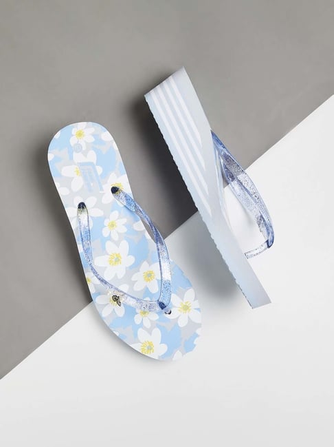 Fame Forever by Lifestyle Kids Blue White Flip Flops