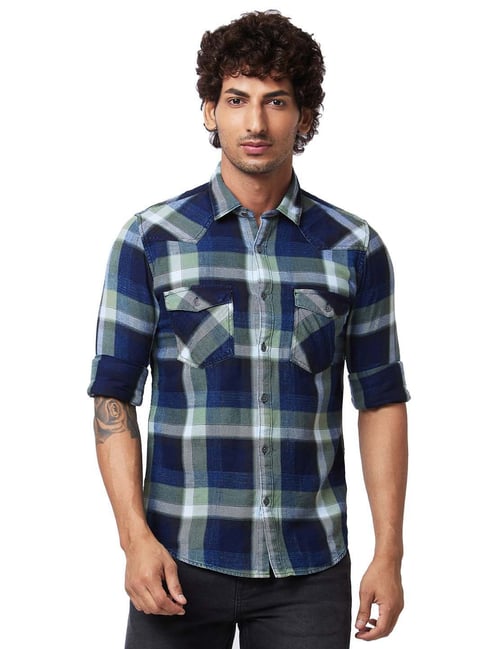 Spykar Green Cotton Regular Fit Checks Shirt