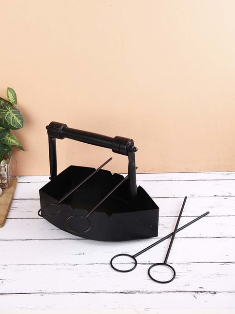 Aapno Rajasthan Black Iron Stylish Steam Barbeque Plate With Skewers
