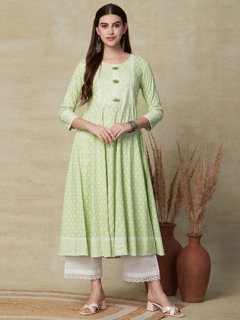 Buy Parrot Green Crepe Anarkali Suit With Mirror Work Online - LSTV04065 |  Andaaz Fashion