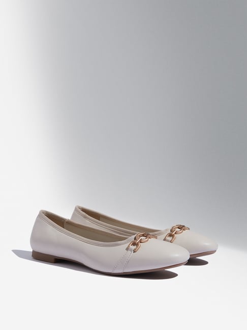 Ivory discount ballerina flats