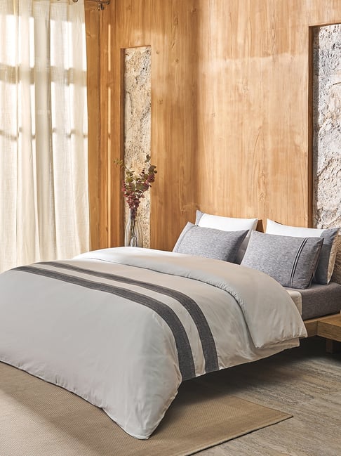 DDecor Grey 180 TC Cotton King Bedding Set