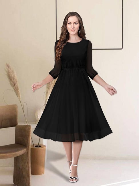 Buy KERI PERRY Black Regular Fit Midi Dress for Women Online