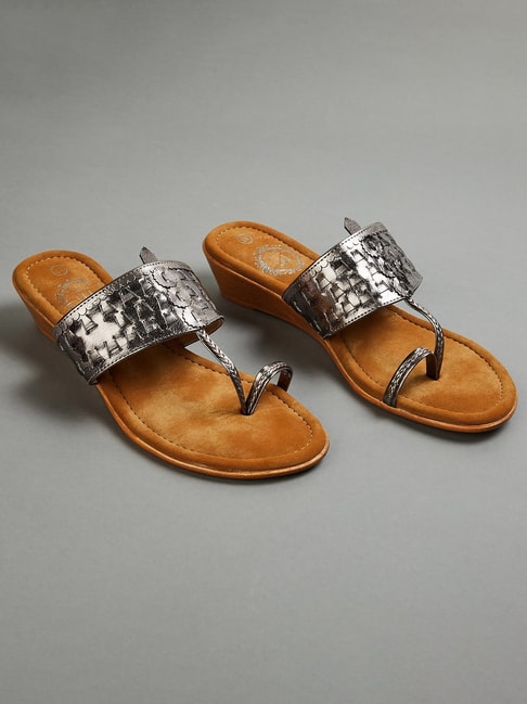 Buy funky & Stylish Printed Sliders for Men Online In India - Sexy Beast