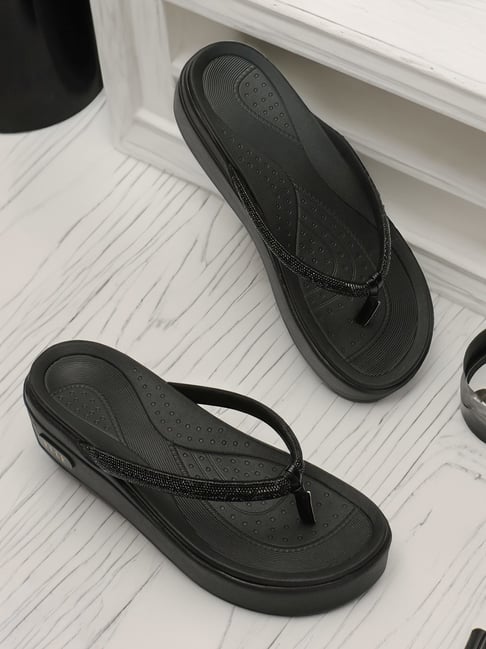 Elle Women's Black Thong Wedges-picture-42