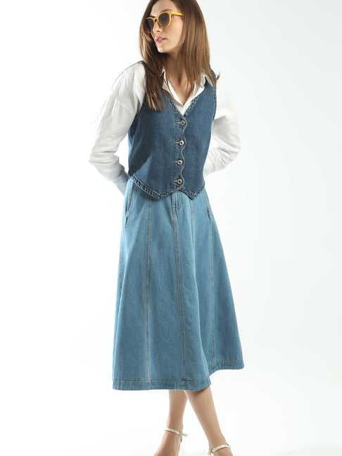 Vero Moda Dark Blue Cotton Regular Fit Waistcoat