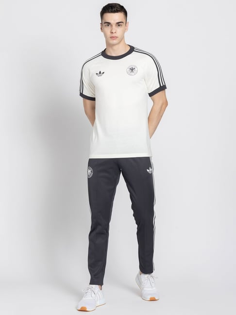 Buy adidas White Regular Fit Germany Adicolor Classics 3- T-Shirt