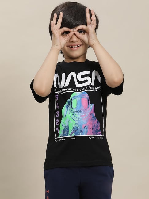 Kidsville Nasa Printed Regular Fit Black T-Shirt For Boys
