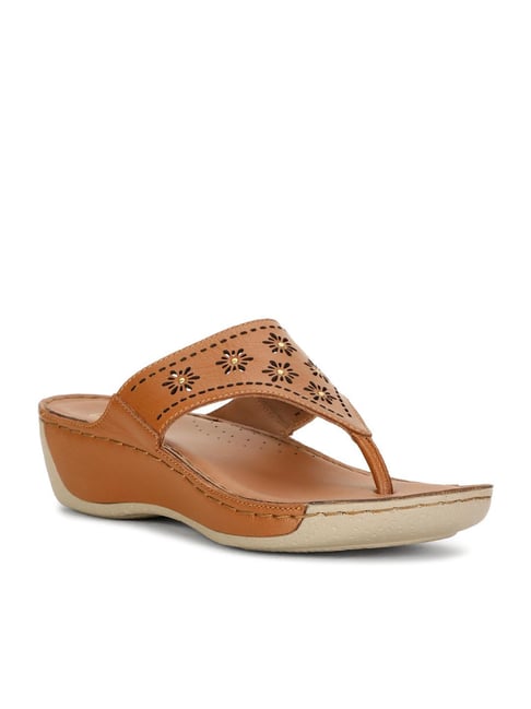 Scholl by Bata Women's Tan Thong Wedges-picture-24