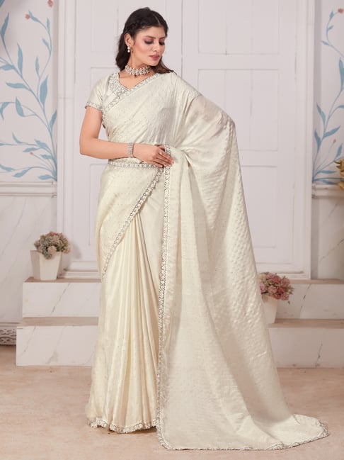 Points To Keep In Mind for a Bride to Look Like a Celebrity in a Kapu  Wedding | Indian fashion, Indian bridal outfits, Silk sarees online shopping