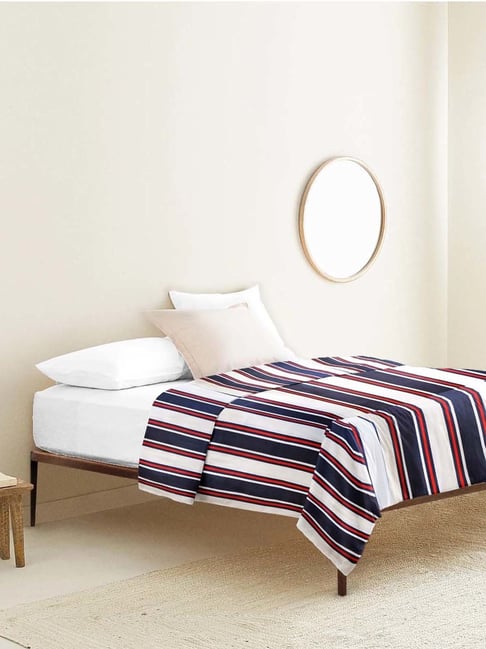 The Baby Atelier Blue & Red Organic Junior Queen Bed Cover