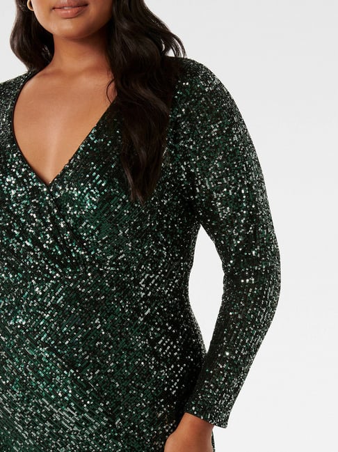 Forever New Laurie Curve Sequin Long Sleeve Gown