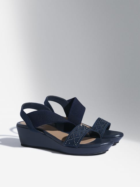 LUNA Sandals - Latest Emails, Sales & Deals