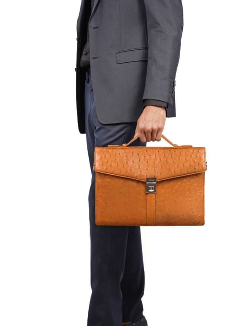 Buy Hidesign Atelier Bartoli 04 Tan Leather Textured Messenger Bag