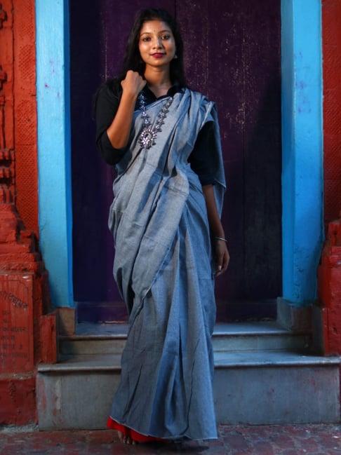 Odette Grey Plain Saree With Unstitched Blouse-image-32