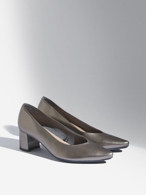 Ellarose Grey Suede Ankle Strap Heels | Schuhe damen, Schuhe, Stilettos