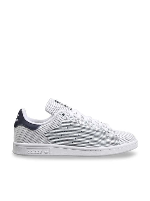 Stan Smiths Shoes Shop for Adidas Stan Smiths Shoes Collection Online at Tata CLiQ